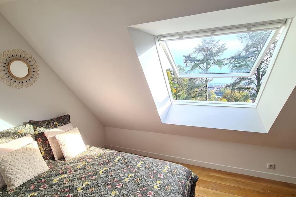 Apartamento Loft Les Deux Cedres Avec Vue Panoramique Charleville-Mézières Exterior foto
